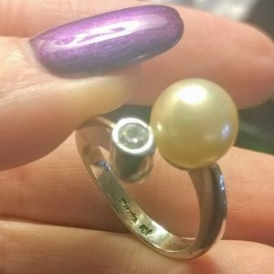 Sterling Silver Pearl Ring